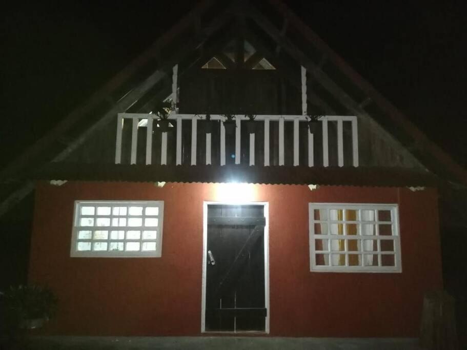 - Place In Town. Chalet *